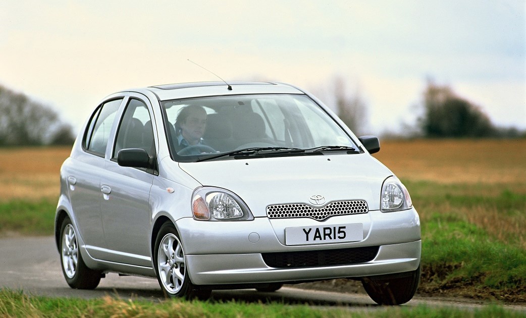 Toyota yaris 1999